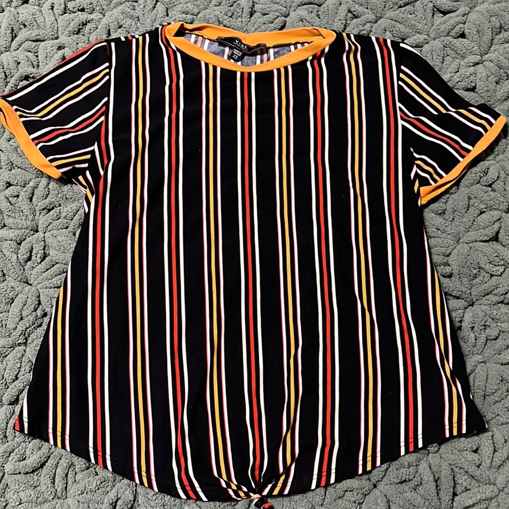 Vintage looking striped t-shirt